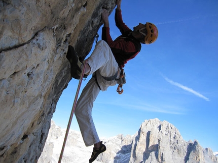 Masada, Sass Maor, Dolomites - Riccardo Scarian on the 18th pitch (8b) of Masada