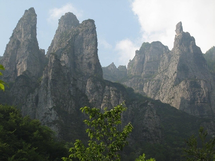 Prealpi Vicentine, Prealpi venete occidentali - Prealpi Vicentine: Torre Gabrisa, Punta del Vecio e il Re Fratòn