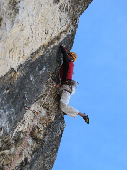 Masada, Sass Maor, Dolomiti - Riccardo Scarian sul 18° tiro (8b) di Masada