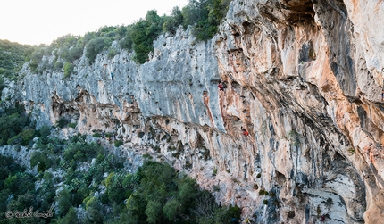 Arrampicare a Siracusa: il video di Michele Caminati e i Ragni di Lecco