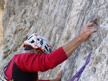 Via Giove, Sasso delle Undici, Vallaccia, Dolomiti, Beppe Ballico - Durante la ripetizione della Via Giove, Sasso delle Undici, Vallaccia (Dolomiti): quinto tiro