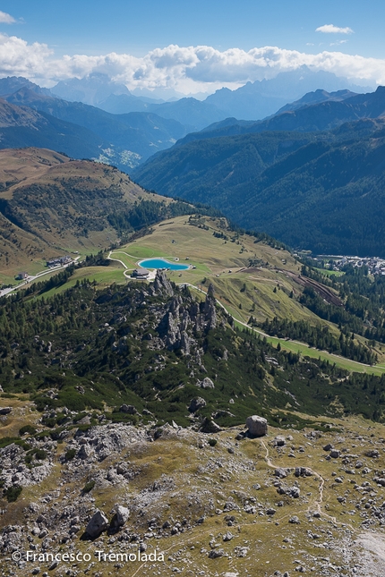 Jeo, Col de Stagn, Sella, Dolomiti, Andrea Oberbacher, Francesco Tremolada - Vista dalla via Jeo, Col de Stagn, Gruppo del Sella, Dolomiti