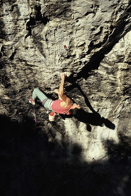 Rolando Larcher, Gravity Games, Eremo, Arco - Rolando Larcher climbing Gravity Games, first ascended in 1986 at Eremo, Arco