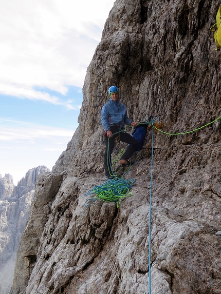 Cima Tosa, Brenta Dolomites, Paolo Baroldi, Filippo Mosca, Francesco Salvaterra - During the first ascent of Pilastro Nord, Cima Tosa, Brenta Dolomites (VI, 700m, Paolo Baroldi, Filippo Mosca, Francesco Salvaterra 09/2016)