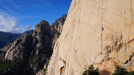 Corsica, Bavella: Rolando Larcher and Maurizio Oviglia forge Ro.Ma. up Punta U Corbu