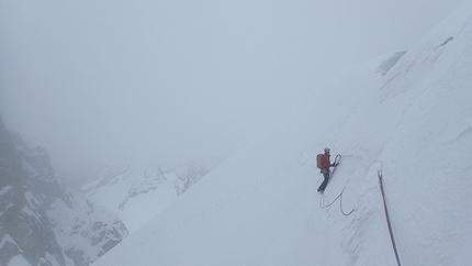Sichuan, China, alpinism, Tito Arosio, Peter Linney, James Monypenny, Tom Nichols, Robert Partridge, Heather Swift, Luca Vallata - Seconding across the top of the snow ramp