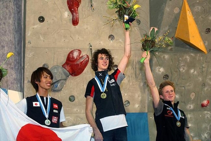 Kranj 2009 - Sachi Amma (JPN) argento, Adam Ondra (CZE) oro e Jakob Schubert (SLO) bronzo, nella tappa di Kranj 2009