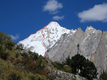 Sichuan, China, alpinism, Tito Arosio, Peter Linney, James Monypenny, Tom Nichols, Robert Partridge, Heather Swift, Luca Vallata - The line on Peak 5912m climbed by Tito Arosio & Luca Vallata