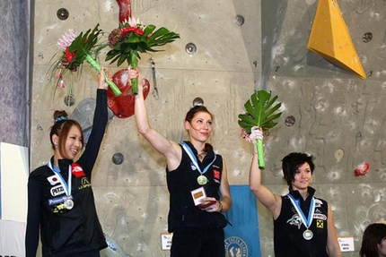 Kranj 2009 - Akiyo Noguchi (JPN) argento, Mina Markovic (SLO) oro e Johanna Ernst (AUT) bronzo, nella tappa di Kranj, Coppa del Mondo Lead 2009