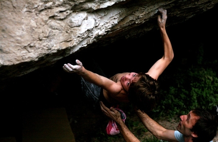 Enzo Oddo, Gorges du Loup 9a linkup