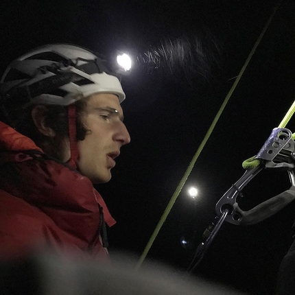 Adam Ondra, Dawn Wall, El Capitan, Yosemite - Adam Ondra, night session on Dawn Wall, El Capitan, Yosemite