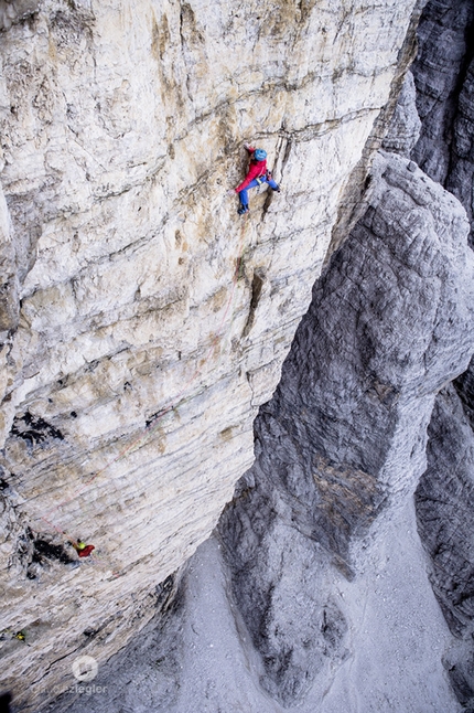 Cima Grande di Lavaredo, Drei Zinnen, Simon Gietl, Vittorio Messini, Das Erbe der Väter, Dolomites - Simon Gietl climbing 'Das Erbe der Väter' up the North Face of Cima Grande di Lavaredo, Dolomites. Gietl established this route together with Vittorio Messini