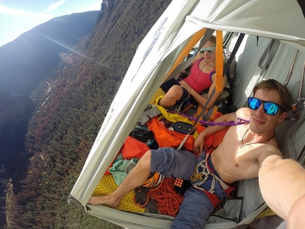 Yosemite, El Capitan, Katharina Saurwein, Jorg Verhoeven - Katharina Saurwein e Jorg Verhoeven su Dihedral Wall, El Capitan, Yosemite