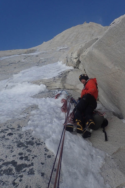 Thalay Sagar, Himalaya, India, Dmitry Golovchenko, Dmitry Grigoriev, Sergey Nilov - Making the first ascent of Moveable Feast, North Face of Thalay Sagar (Dmitry Golovchenko, Dmitry Grigoriev, Sergey Nilov 09/2016)