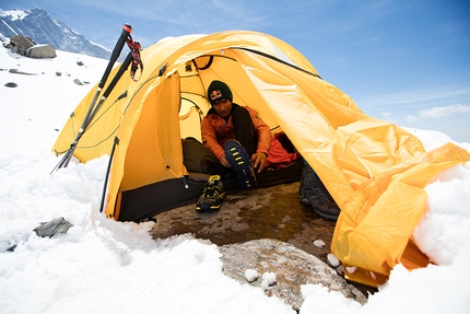 Annapurna III, David Lama, Hansjörg Auer, Alex Blümel - David Lama sitting in his tent in Basecamp during his expedition to the South East ridge of Annapurna III in Nepal on April 24, 2016