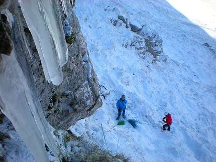 Monte Gallinola, Appennino, Riccardo Quaranta, Emanuele Guglietta, Alessio Scacco - Monte Gallinola: durante l'apertura di 'Muschio Selvaggio' e 'More than this'