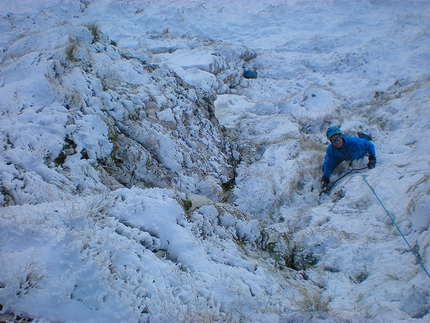 Monte Gallinola, Appennino, Riccardo Quaranta, Emanuele Guglietta, Alessio Scacco - Monte Gallinola: durante l'apertura di 'Muschio Selvaggio' e 'More than this'