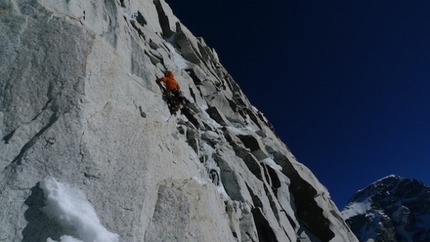 Jasemba - Simon on mixed terrain on 7100m on Jasemba.