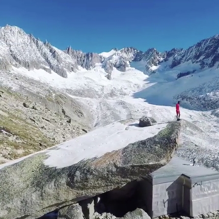 Kilian Jornet Burgada above Refuge du Couvercle, Mont Blanc