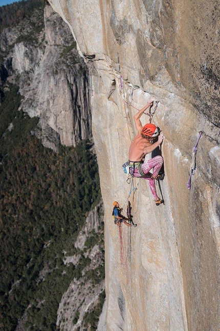 Sébastien Berthe, Heart Route, El Capitan, Yosemite - Sébastien Berthe durante la seconda salita in libera di Heart Route, El Capitan, Yosemite, insieme a Simon Castagne