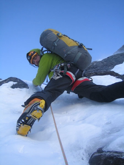 Hama Yomjuma 5970m - 