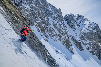 Dolomiti Georgiane, sci estremo, alpinismo, Wolfgang Hell, Aaron Durogati, Daniel Ladurner, Alessandro d’Emilia - Durante la spedizione 'The wild steep Chauki Dolomites - exploring- steep skiing- speedriding' nelle Dolomiti Georgiane