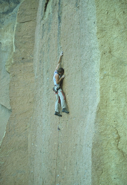 Alan Watts - Alan Watts su Totts (5.12b) nel 1982, Smith Rock, USA