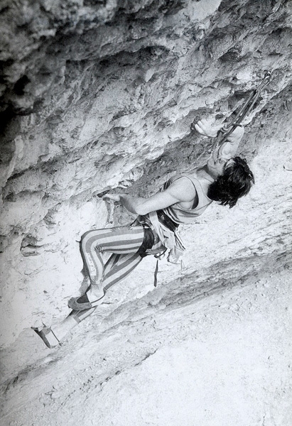 Sandro Neri - Sandro Neri in a historic photo dating back to 1987: climbing Tucson 8a+ at Erto, Italy.