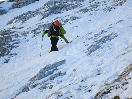 Primo sperone Ovest del Corno Piccolo (Gran Sasso) - 500 metri o forse più di avvicinamento