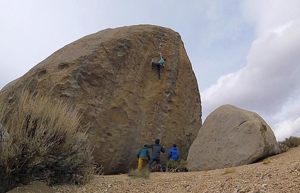 Gabriele Moroni ambles up Ambrosia highball at Buttermilks, Bishop