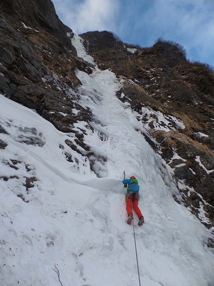 Hochbirghöhe, High Tauern Vittorio Messini, Isidor Poppeller - During the first ascent of 'Pinzga Stier' (WI5, 1200m, Vittorio Messini, Isidor Poppeller 23/12/2016) Hochbirghöhe (2767m)