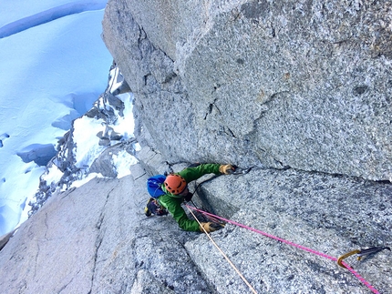 El Chico, concatenamento Dry tooling per Bonino e Colay sulla Pyramide Du Tacul, Monte Bianco