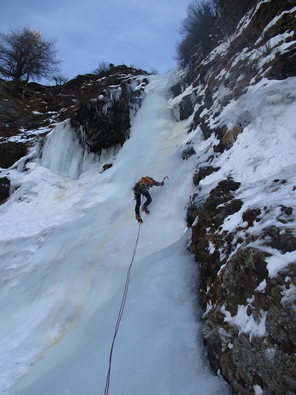 Val Clavalitè in punta di becca, cascate di ghiaccio in Valle d'Aosta