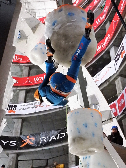 Ice Climbing World Cup 2017 - Durante la Coppa del Mondo di arrampicata su ghiaccio 2017 a Saas Fee, Svizzera