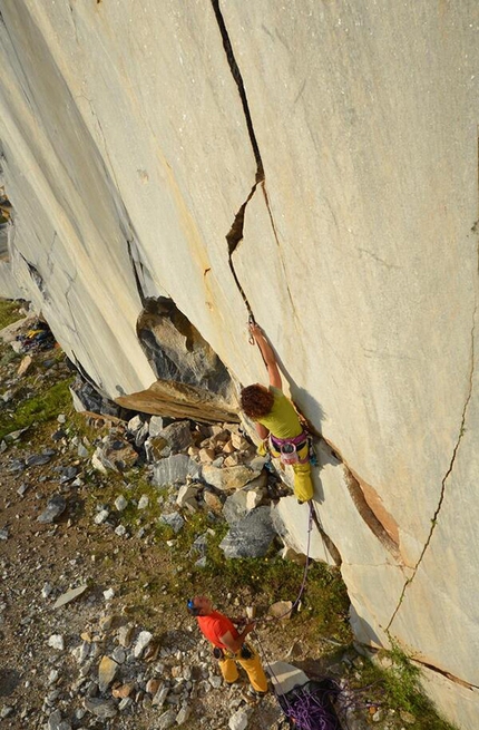 Video: l'arrampicata trad nelle cave abbandonate