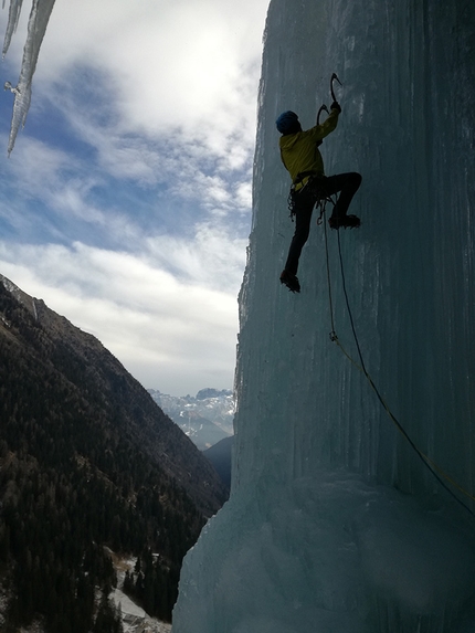 Val Genova, La Stangata - Luca Tamburini and Giorgio Tameni repeating the icefall La Stangata (100m, 5+) in Val Genova, Italy