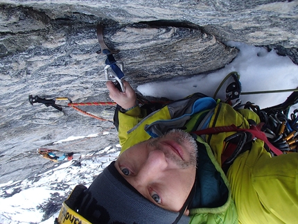 Troll Wall, Norvegia, Marek Raganowicz, Suser gjennom Harryland - Marek Raganowicz durante la prima solitaria invernale della via 'Suser gjennom Harryland' sulla Troll Wall - Trollveggen in Norvegia (11-16/01/2017)