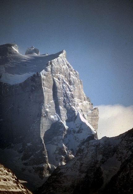 Cerro Murallon, Patagonia - During the historic first ascent of Cerro Murallon in Patagonia, carried out in 1984 by the Ragni di Lecco climbers Carlo Aldè, Casimiro Ferrari and Paolo Vitali.