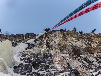 Ötztal, Hansjörg Auer, Freizeitstress - Hansjörg Auer durante la prima salita di 'Freizeitstress' in Ötztal, Austria