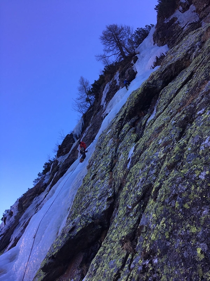 Val Gerola, Cristian Candiotto - Val Bomino:  Cascata El Pandin, Cristian Candiotto (Cinghio), Armando Ligari Fabrizio Guerra, 29/12/2016