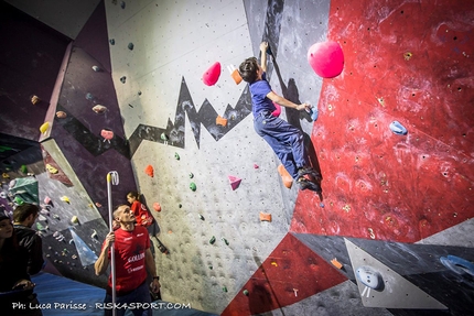 Campionato Regionale di Boulder Giovanile 2017 Abruzzo - Molise - Durante la prima tappa del Campionato Regionale di arrampicata Boulder Giovanile 2017 Abruzzo - Molise tenutasi a l’Aquila il 12/02/2017
