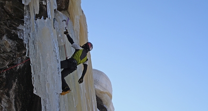 Adriano Trombetta - Adriano Trombetta nella Grotta Haston, Valsavarenche, Valle d'Aosta