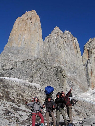 Riders on the storm, Torri del Paine, Patagonia, Nicolas Favresse, Olivier Favresse, Seán Villanueva, Mike Lecomte, Philippe Ceulemans - Riders on the storm, Torri del Paine: il team, pronto a partire