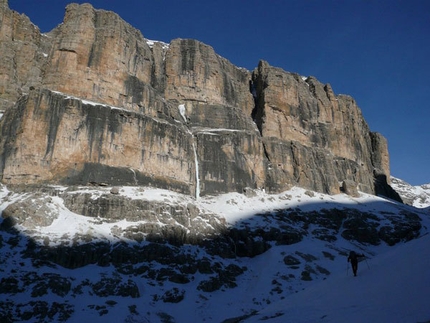 7 vittime sotto la valanga nelle Dolomiti