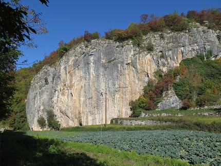 Nomesino, la perla dell'arrampicata in Val di Gresta