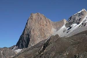 Cruz del Sur, Cordillera Blanca, Paron Valley, La Esfinge 5325m, Mauro Bubu Bole, Silvo Karo, Boris Strmsek - La Esfinge 