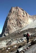 Cruz del Sur, Cordillera Blanca, Paron Valley, La Esfinge 5325m, Mauro Bubu Bole, Silvo Karo, Boris Strmsek - Cruz del Sur