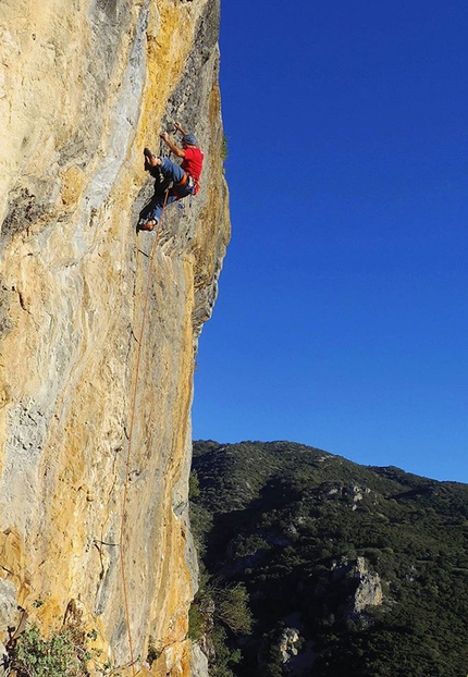 Due nuove falesie d'arrampicata in Sardegna