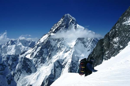Luca Vuerich - A 7300m sul Broad Peak. Sogni che incombono su di noi: salendo a 7300m con il K2 alle spalle
