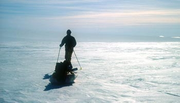 Islanda: la prima traversata solitaria invernale del ghiacciaio Vatnajokull